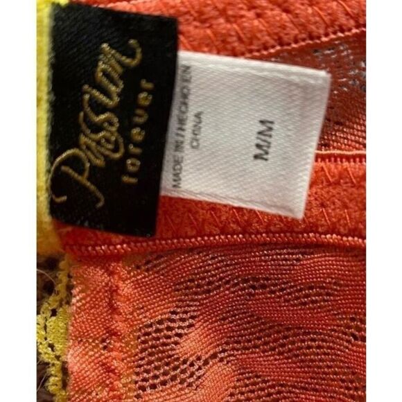 Passion forever peach and yellow lace padded bralingerie, size medium - Picture 6 of 6